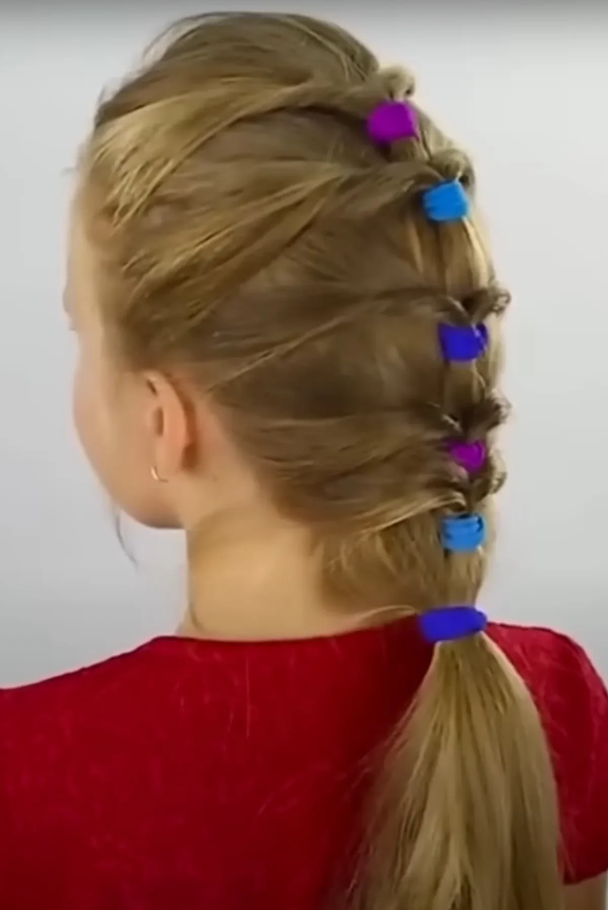 Trenza burbuja con ligas de colores